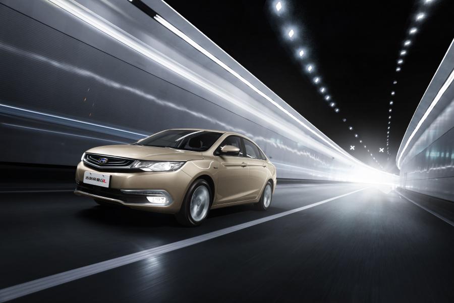  Geely Emgrand GL 2016 года  (фото 8 из 30)